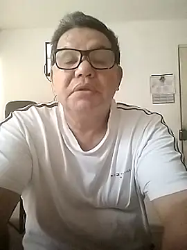 Snapshot of catatunboculion chatting on February 5, 2025, 11:44 am catatunboculion online show from February 5, 2025, 11:44 am