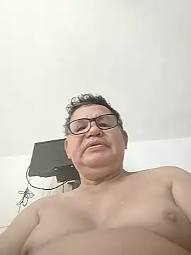 Snapshot of catatunboculion chatting on October 15, 2025, 12:16 pm catatunboculion online show from October 15, 2025, 12:16 pm