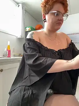 Sweetleeahxx online show from November 11, 2025, 2:50 pm