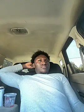 Snapshot of Festivitiesking1 chatting on October 8, 2025, 4:37 pm Festivitiesking1 online show from October 8, 2025, 4:37 pm