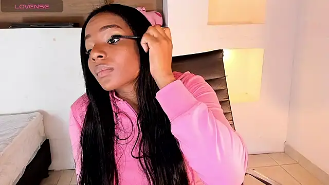 Snapshot of IvyBliss8 chatting on January 19, 2025, 12:28 pm IvyBliss8 online show from January 19, 2025, 12:28 pm