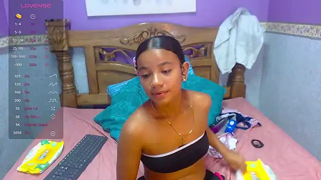 Angelica Blue online show from September 17, 2025, 5:25 pm