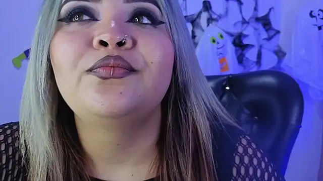 Agatha humidity online show from October 7, 2025, 5:48 am