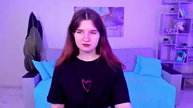 Snapshot of BonneyLove chatting on December 3, 2024, 5:23 pm BonneyLove online show from December 3, 2024, 5:23 pm