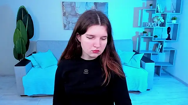 Snapshot of BonneyLove chatting on January 13, 2025, 5:44 pm BonneyLove online show from January 13, 2025, 5:44 pm