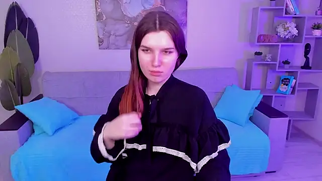 Snapshot of BonneyLove chatting on February 17, 2025, 9:41 pm BonneyLove online show from February 17, 2025, 9:41 pm