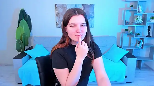 Snapshot of BonneyLove chatting on February 25, 2025, 9:02 pm BonneyLove online show from February 25, 2025, 9:02 pm