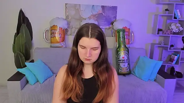 Snapshot of BonneyLove chatting on September 25, 2025, 5:27 pm BonneyLove online show from September 25, 2025, 5:27 pm