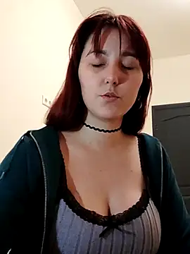 Snapshot of MiaStika chatting on February 20, 2025, 2:24 pm MiaStika online show from February 20, 2025, 2:24 pm