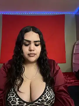 iTrapXXXBACKUP online show from January 19, 2025, 4:22 am