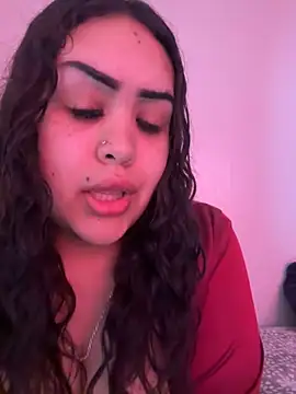 iTrapXXXBACKUP online show from February 11, 2025, 6:33 pm