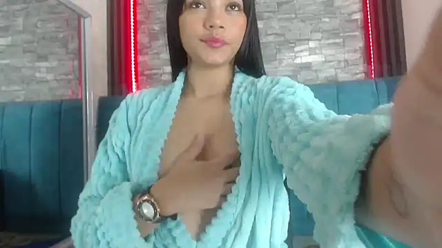 Snapshot of kihara_candy69 chatting on October 13, 2025, 8:31 pm kihara candy69 online show from October 13, 2025, 8:31 pm