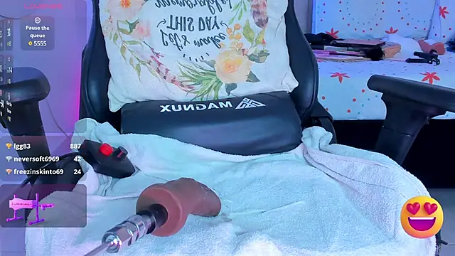 LizSheibaum online show from February 7, 2025, 8:55 am