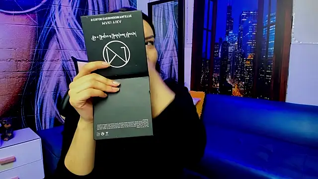 Violetaa diazz online show from December 2, 2024, 9:06 pm