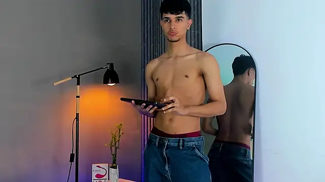 Snapshot of Busterspinter chatting on January 19, 2025, 6:09 am Busterspinter online show from January 19, 2025, 6:09 am