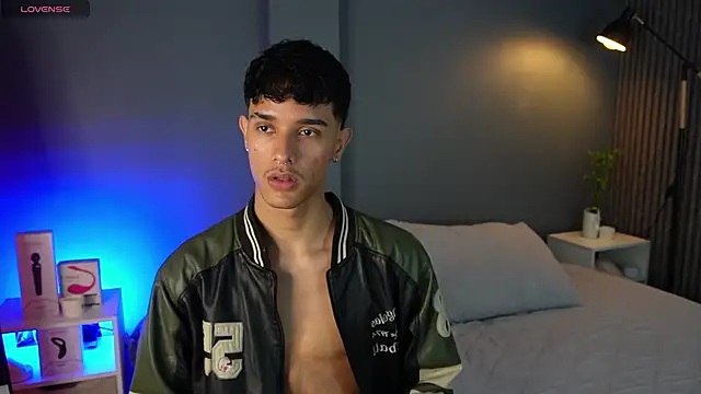 Snapshot of Busterspinter chatting on March 1, 2025, 11:28 am Busterspinter online show from March 1, 2025, 11:28 am