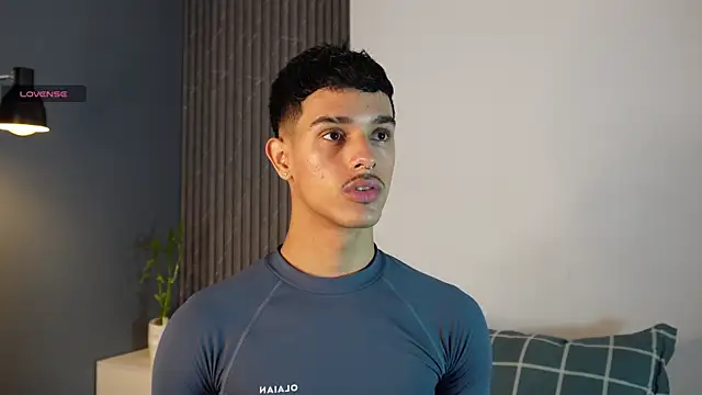 Snapshot of Busterspinter chatting on September 19, 2025, 1:45 pm Busterspinter online show from September 19, 2025, 1:45 pm