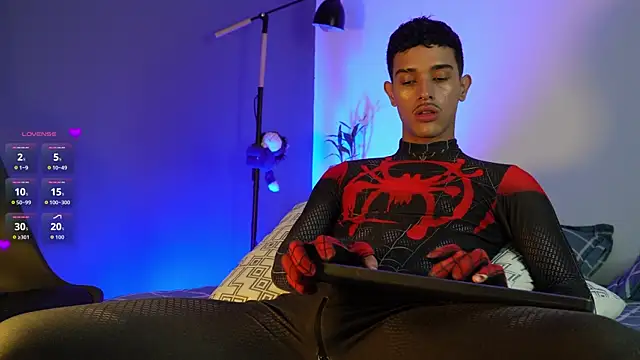 Snapshot of Busterspinter chatting on October 7, 2025, 12:13 pm Busterspinter online show from October 7, 2025, 12:13 pm