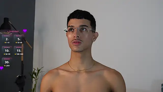 Snapshot of Busterspinter chatting on November 19, 2025, 7:03 pm Busterspinter online show from November 19, 2025, 7:03 pm