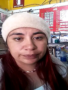 Snapshot of Alunay_girl chatting on December 9, 2024, 7:18 pm Alunay girl online show from December 9, 2024, 7:18 pm