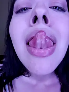 Snapshot of la_luna_sorse chatting on December 11, 2024, 4:53 pm la luna sorse online show from December 11, 2024, 4:53 pm