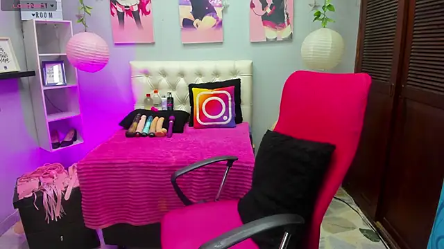  Pamela ebony online show from November 14, 2025, 7:45 pm