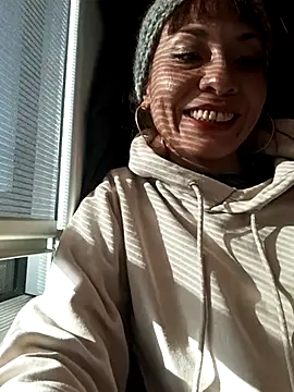 Snapshot of KarolinaReaper chatting on January 16, 2025, 11:15 am KarolinaReaper online show from January 16, 2025, 11:15 am