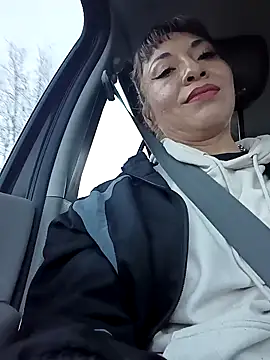 Snapshot of KarolinaReaper chatting on January 18, 2025, 1:29 pm KarolinaReaper online show from January 18, 2025, 1:29 pm