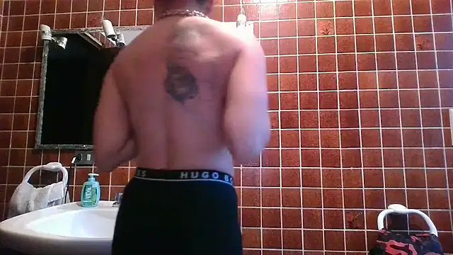 Snapshot of KarolinaReaper chatting on February 3, 2025, 8:02 am KarolinaReaper online show from February 3, 2025, 8:02 am