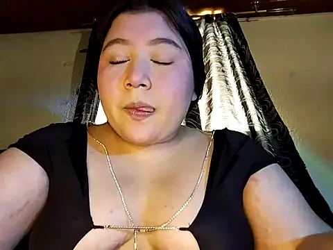 Snapshot of sharyl_24 chatting on October 11, 2025, 3:43 pm sharyl 24 online show from October 11, 2025, 3:43 pm