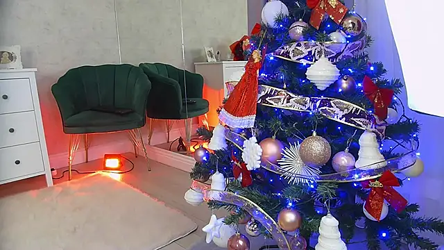 anissia teaser online show from December 17, 2025, 1:50 pm