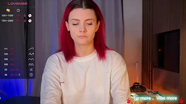 Snapshot of HarpyWitch chatting on February 1, 2025, 7:55 pm HarpyWitch online show from February 1, 2025, 7:55 pm