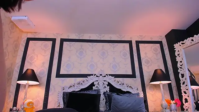 ImSophiie online show from January 28, 2025, 9:08 pm