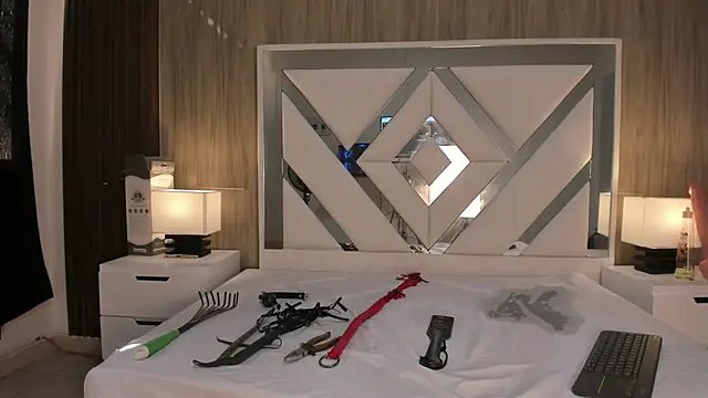 ValentinaThomas online show from October 17, 2025, 7:27 pm