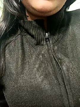 Cute payal0 online show from January 8, 2025, 1:21 am