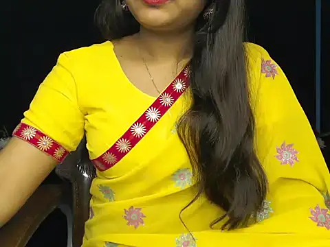 Snapshot of Wish_Queen chatting on January 21, 2025, 6:02 pm Wish Queen online show from January 21, 2025, 6:02 pm