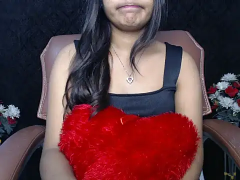 Snapshot of Wish_Queen chatting on October 28, 2025, 6:43 pm Wish Queen online show from October 28, 2025, 6:43 pm