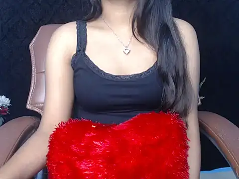 Snapshot of Wish_Queen chatting on November 2, 2025, 8:39 am Wish Queen online show from November 2, 2025, 8:39 am