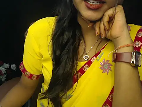 Snapshot of Wish_Queen chatting on November 5, 2025, 10:37 am Wish Queen online show from November 5, 2025, 10:37 am