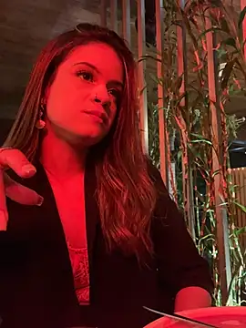 Snapshot of Alisha-Bond chatting on March 1, 2025, 2:15 am Alisha-Bond online show from March 1, 2025, 2:15 am