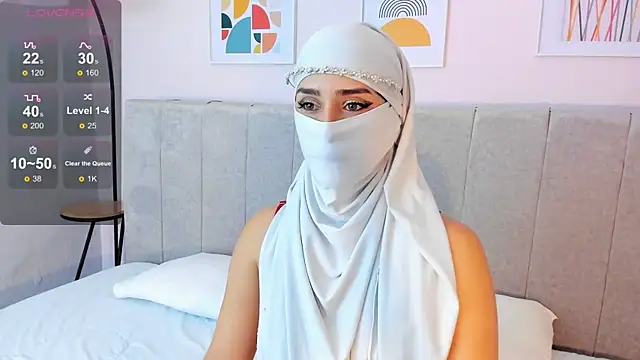 Snapshot of rawiya chatting on March 7, 2025, 11:51 am rawiya online show from March 7, 2025, 11:51 am