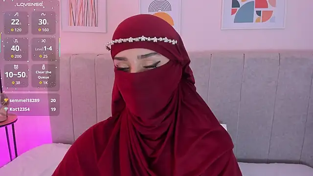 Snapshot of rawiya chatting on October 21, 2025, 12:17 pm rawiya online show from October 21, 2025, 12:17 pm