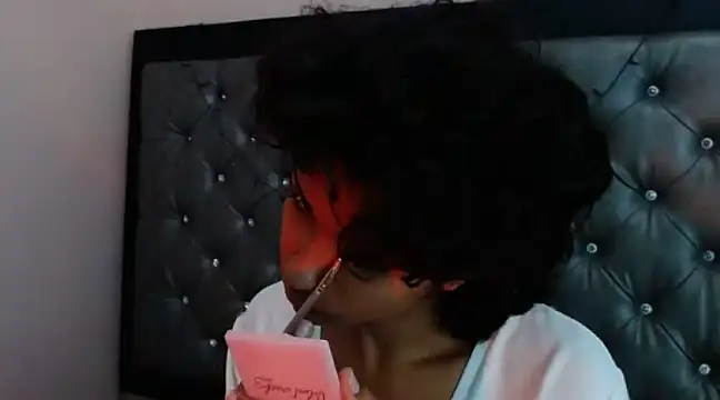 Snapshot of ToshiaKimich chatting on March 15, 2025, 12:34 pm ToshiaKimich online show from March 15, 2025, 12:34 pm