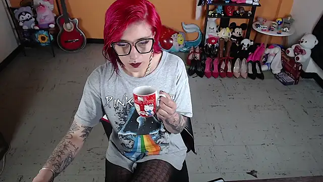 MissMiia2 online show from January 25, 2025, 1:08 pm