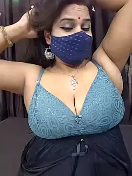 Snapshot of AzadPanchi2024 chatting on January 18, 2025, 6:56 am AzadPanchi2024 online show from January 18, 2025, 6:56 am