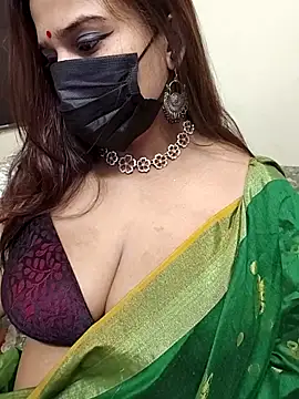 Snapshot of AzadPanchi2024 chatting on September 28, 2025, 5:24 am AzadPanchi2024 online show from September 28, 2025, 5:24 am