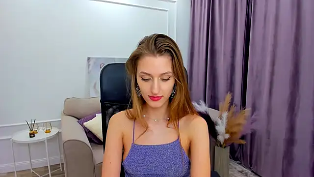 NaturalBeaty online show from February 25, 2025, 5:36 pm