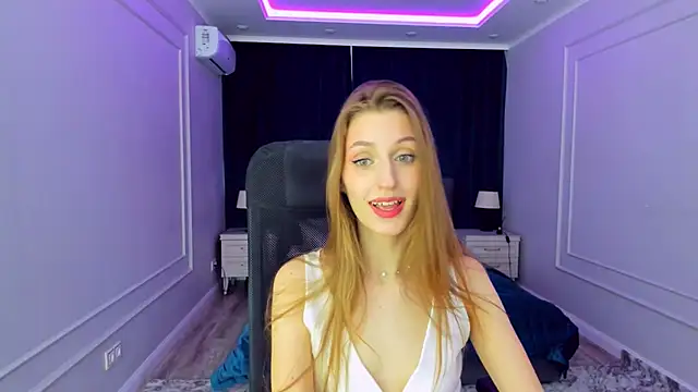 NaturalBeaty online show from March 17, 2025, 3:47 am