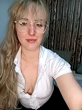 SherryOutdoor1 online show from January 15, 2025, 8:05 pm