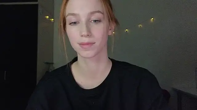 Snapshot of Mary_Av chatting on February 28, 2025, 8:39 pm Mary Av online show from February 28, 2025, 8:39 pm